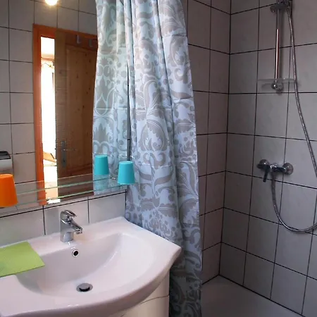 Im Og Mit Westausrichtung Und Balkon Apartment *