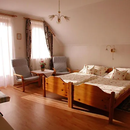 Im Og Mit Westausrichtung Und Balkon
