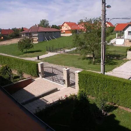 Im Og Mit Westausrichtung Und Balkon